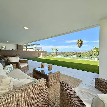 Artola Homes Luxury - Eaw Homes Apartament *