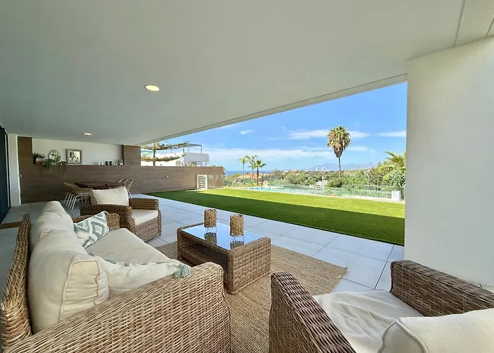 Artola Homes Luxury - Eaw Homes Apartament *