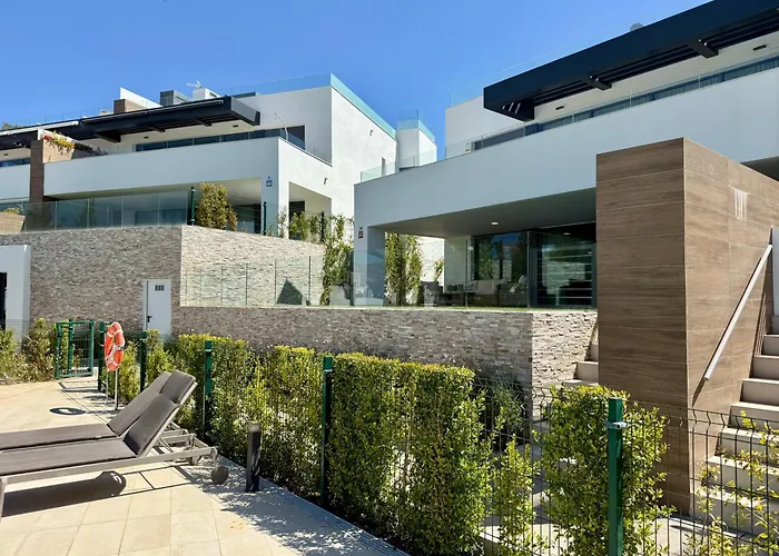 Artola Homes Luxury - Eaw Homes *